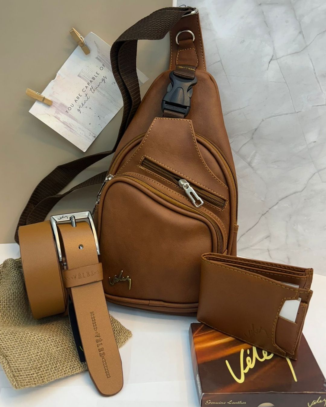 COMBO VÉLEZ | PERCHERO + BILLETERA + REGALO (CORREA)